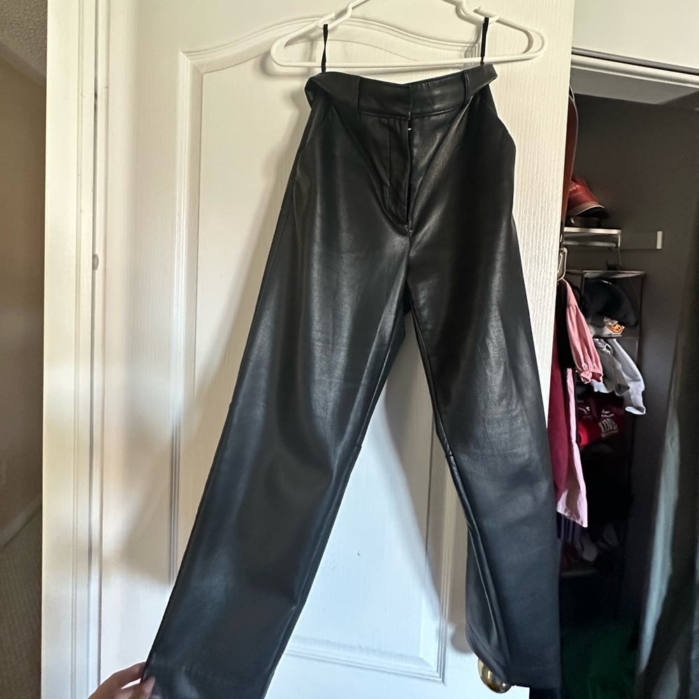 Babaton Command Cropped Pant